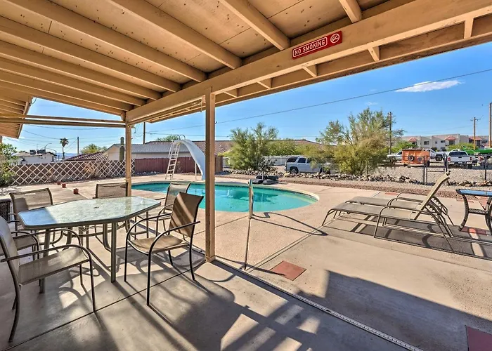 Holiday home Pool & Boat Parking 1 Mi To *